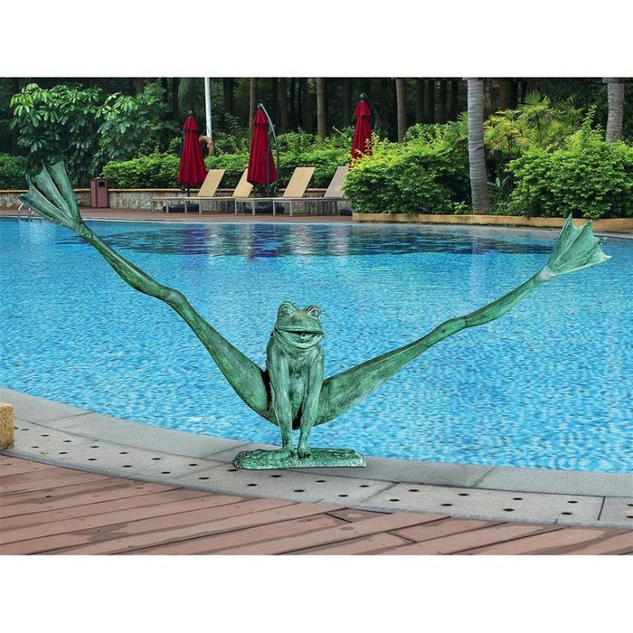 Design Toscano Crazy Legs, Leap Frog Bronze Garden Statue: Giant
