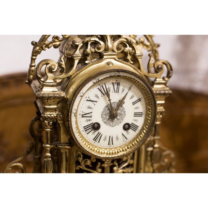 Clock Valuation Service