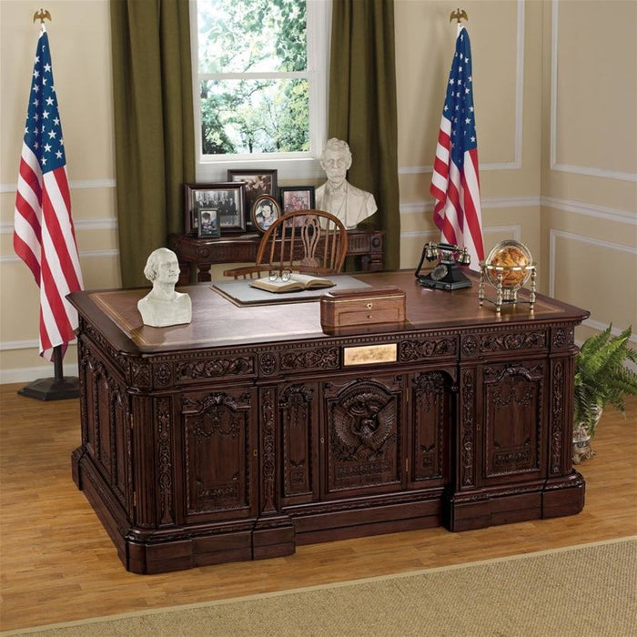 Design Toscano Oval Office Presidents' H.M.S. Resolute Desk