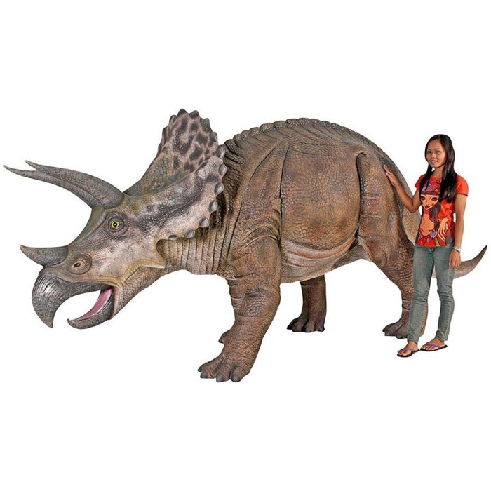 Design Toscano Jurassic-Sized Triceratops Dinosaur Statue