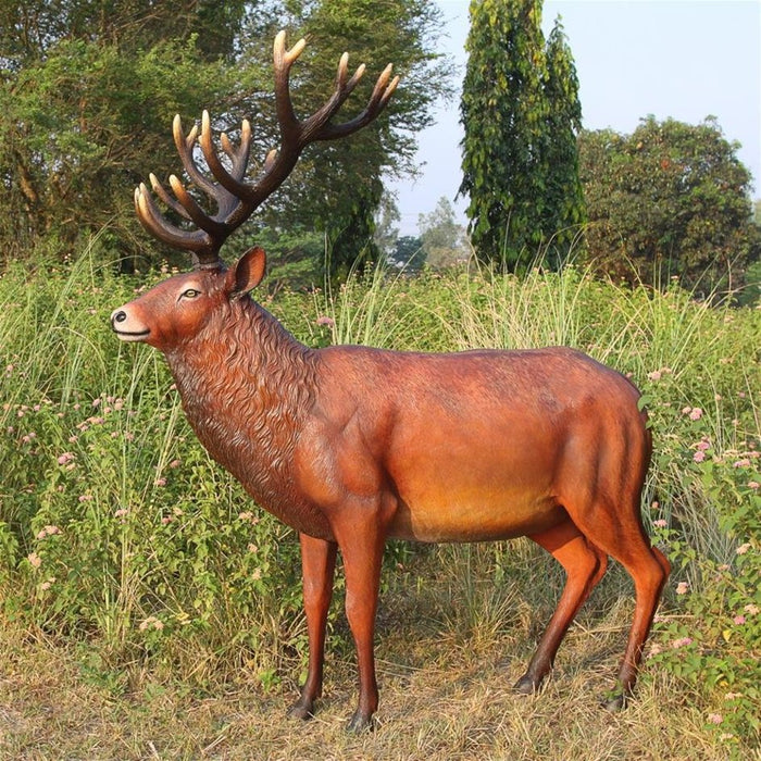 Design Toscano Grande-Scale Red Deer Buck Statue