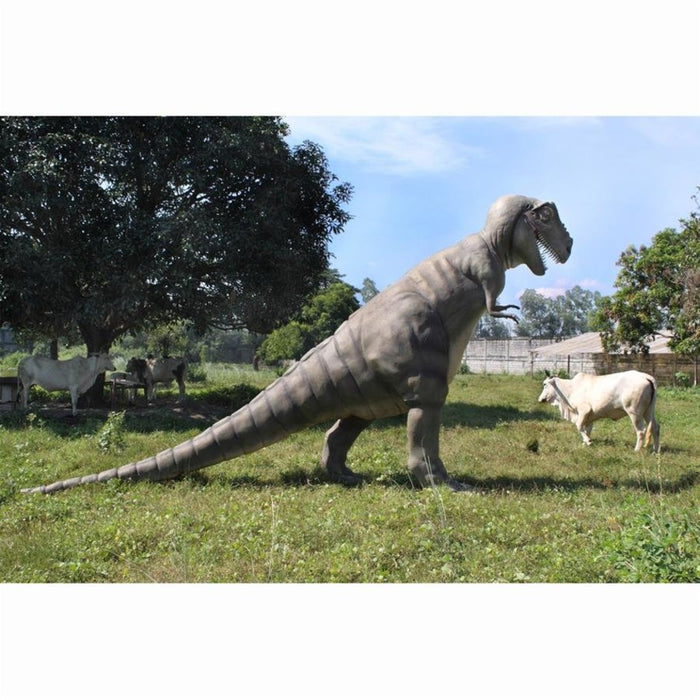 Design Toscano The Jurassic-Sized T-Rex Dinosaur Statue