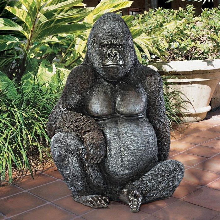 Design Toscano Black-back Western Lowland Gorilla Giant Great Ape Statue