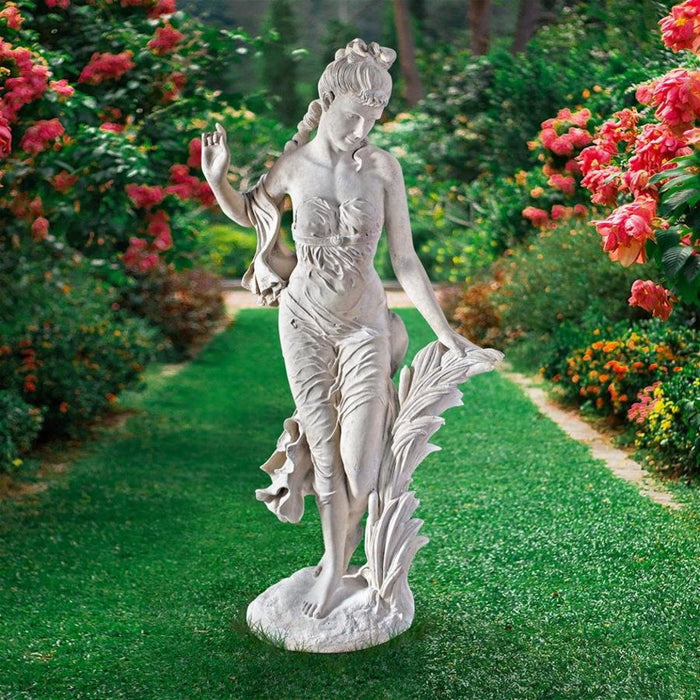 Design Toscano The Risen Jesus Christ Garden Statue